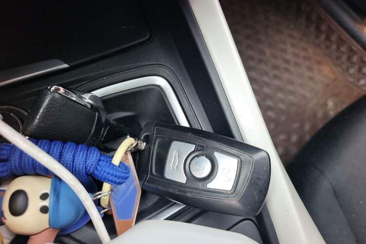 Used BMW 1 Series 2015 118i Leading Model Vehicle Key