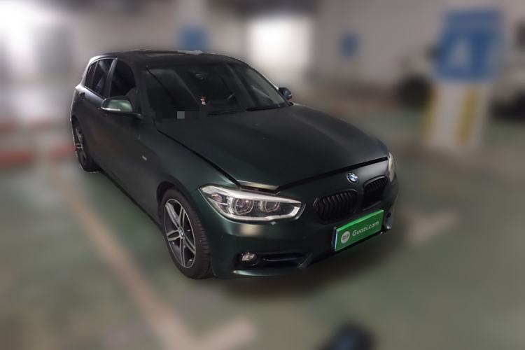 Used BMW 1 Series 2015 120i Sport Design Package Front Right 45 Deg