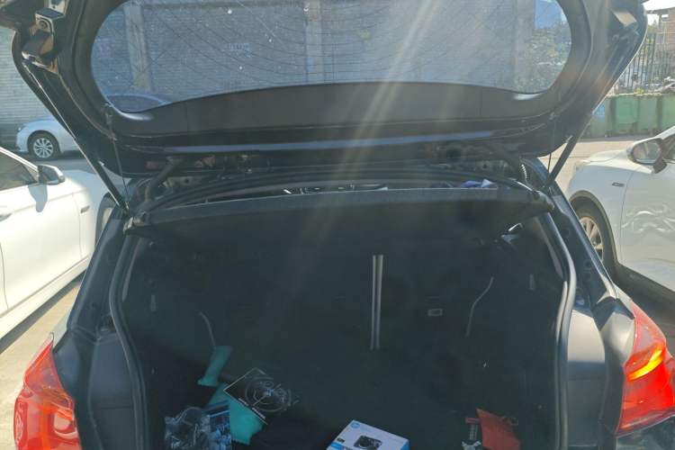 Used BMW 1 Series 2015 118i Urban Design Package Trunk