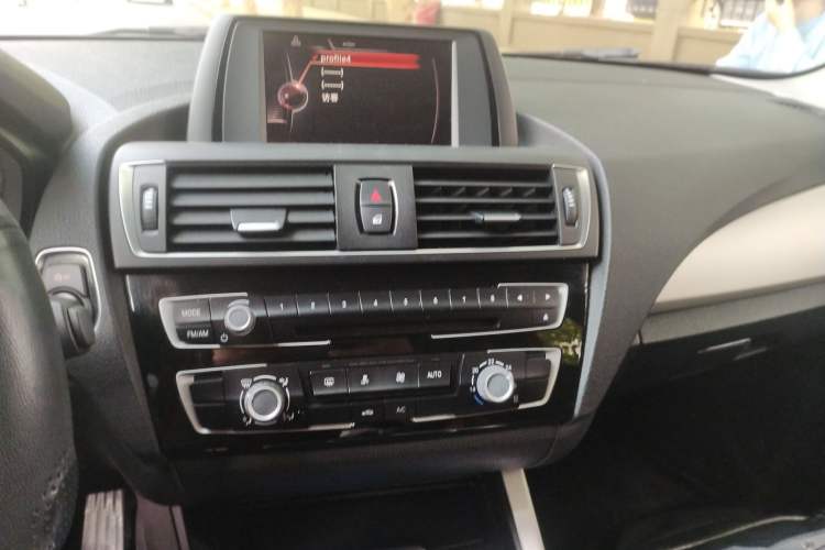 Used BMW 1 Series 2015 118i Leading Model Audio And AC Panel