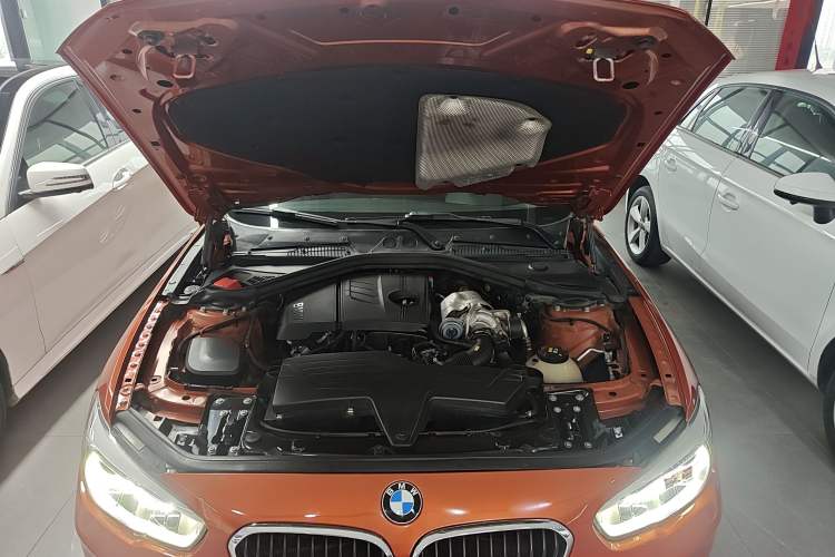 Used BMW 1 Series 2015 120i Leading Model Engine Bay