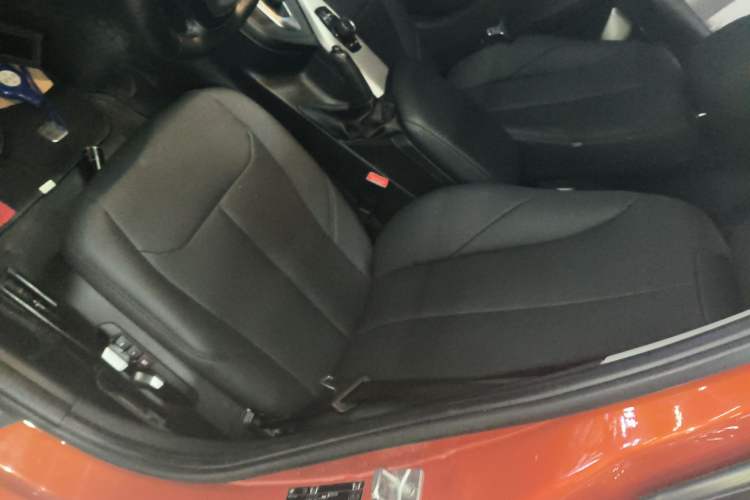 Used BMW 1 Series 2015 120i Leading Model Left Front Seat