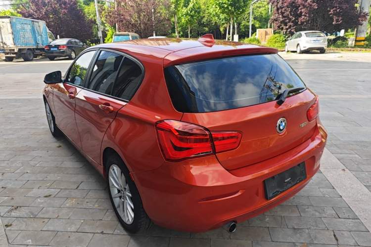 Used BMW 1 Series 2015 120i Leading Model Rear Left 45 Deg