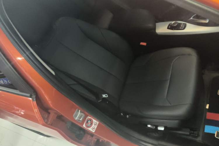 Used BMW 1 Series 2015 120i Leading Model Right Front Seat