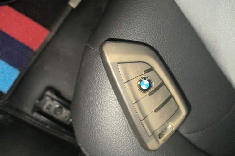 Used BMW 1 Series 2015 120i Leading Model Vehicle Key