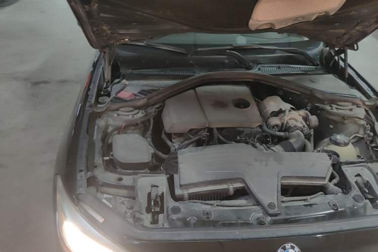 Used BMW 1 Series 2015 118i Leading Model Engine Bay Right