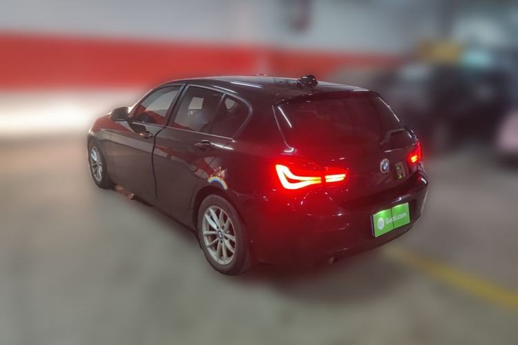 Used BMW 1 Series 2015 118i Leading Model Rear Left 45 Deg