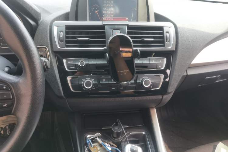 Used BMW 1 Series 2015 118i Leading Model Audio And AC Panel