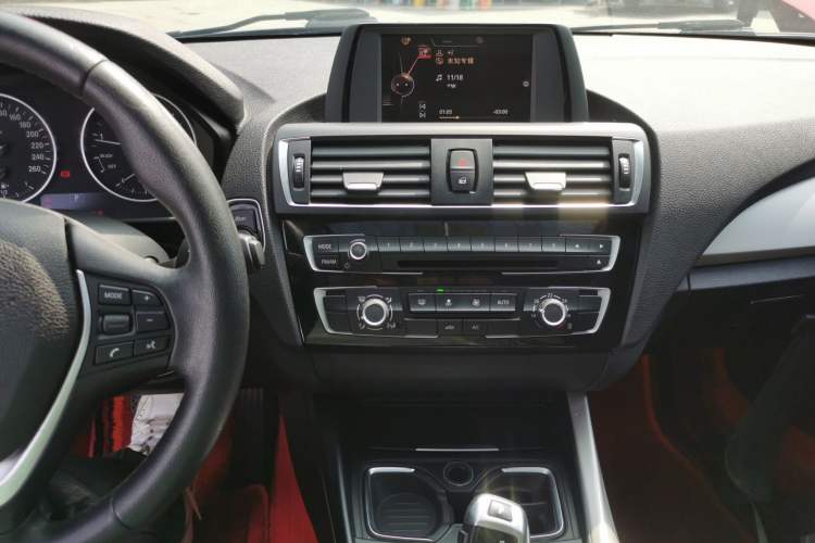 Used BMW 1 Series 2015 118i Leading Model Audio And AC Panel