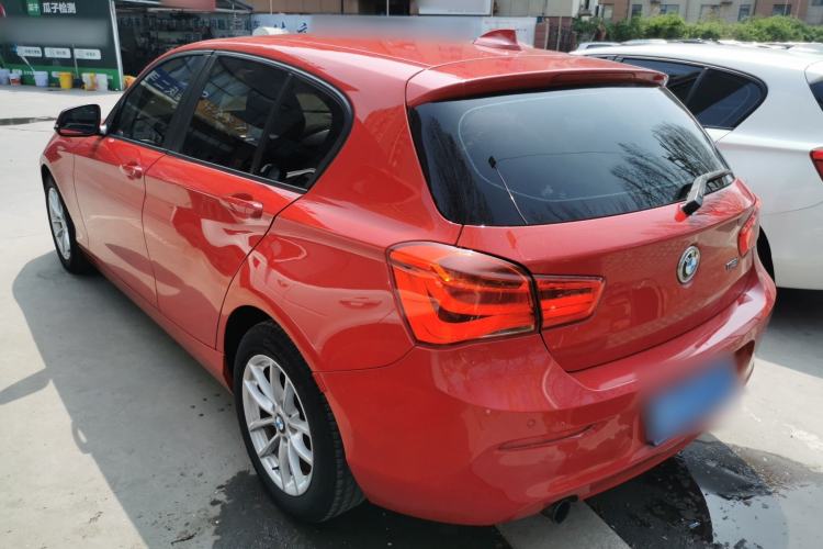 Used BMW 1 Series 2015 118i Leading Model Exterior 2