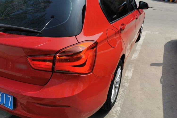Used BMW 1 Series 2015 118i Leading Model Exterior 3