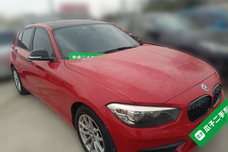 Used BMW 1 Series 2015 118i Leading Model Front Right 45 Deg