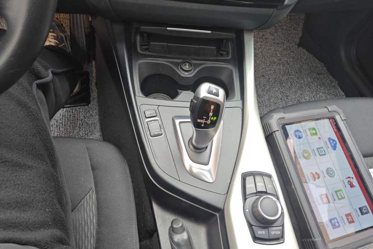 Used BMW 1 Series 2015 118i Leading Model Gear Lever