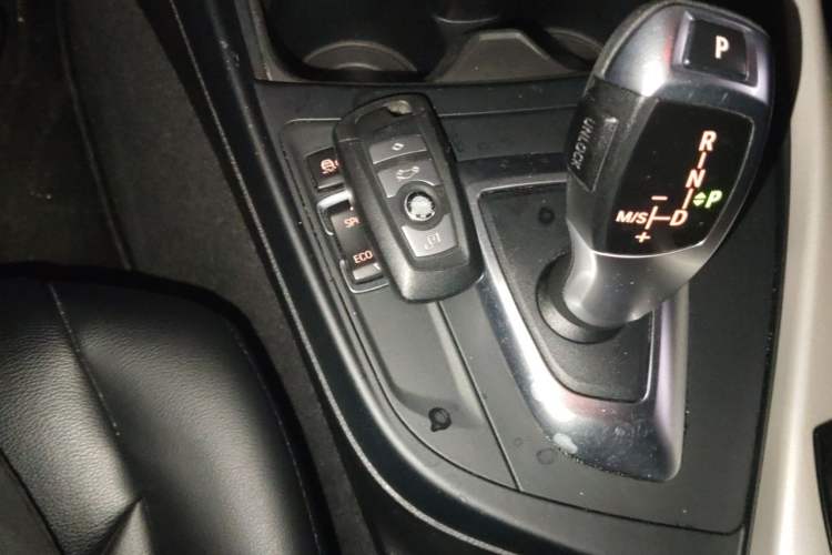 Used BMW 1 Series 2015 118i Leading Model Gear Lever
