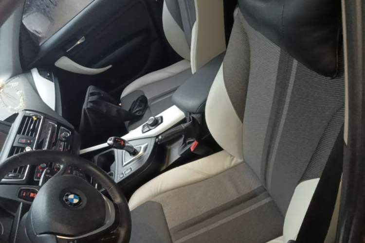 Used BMW 1 Series 2015 118i Urban Design Package Left Front Seat