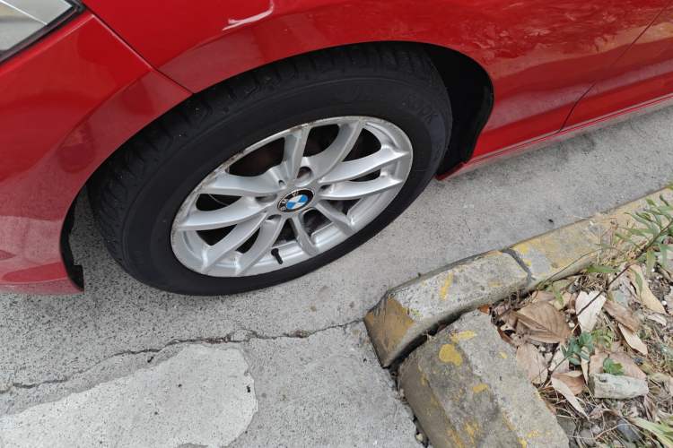 Used BMW 1 Series 2015 118i Leading Model Left Front Wheel Hub