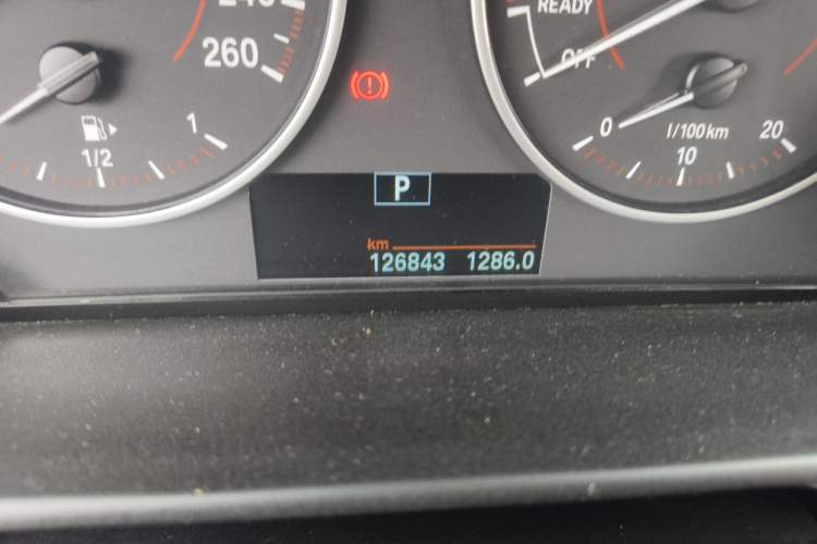 Used BMW 1 Series 2015 120i Sport Design Package Odometer Close Up