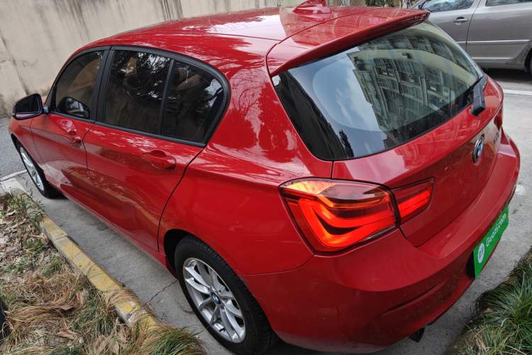 Used BMW 1 Series 2015 118i Leading Model Rear Left 45 Deg