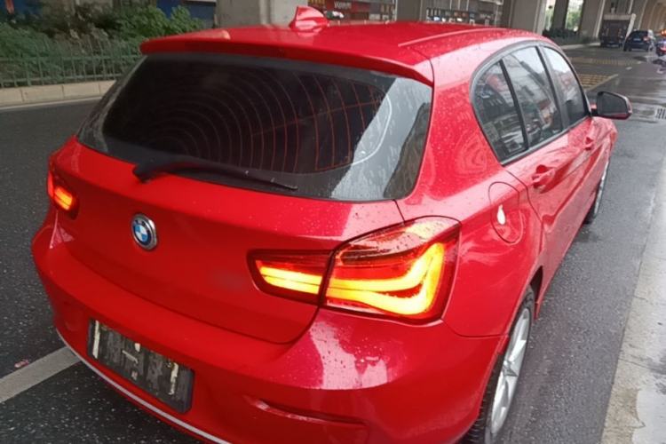 Used BMW 1 Series 2015 118i Urban Design Package Rear Right 45 Deg