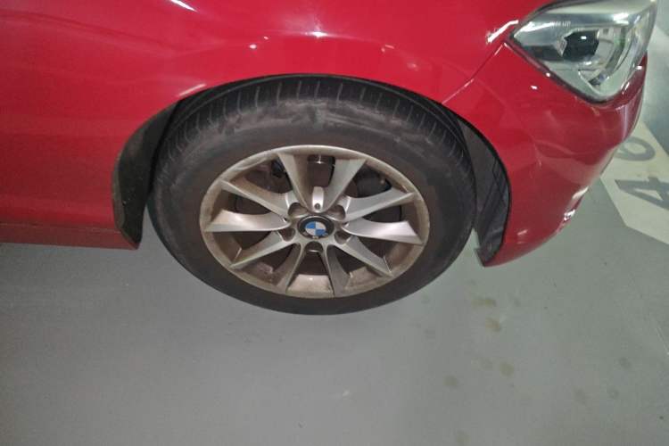 Used BMW 1 Series 2015 118i Urban Design Package Right Front Wheel Hub