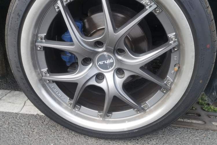 Used BMW 1 Series 2015 118i Leading Model Right Front Wheel Hub