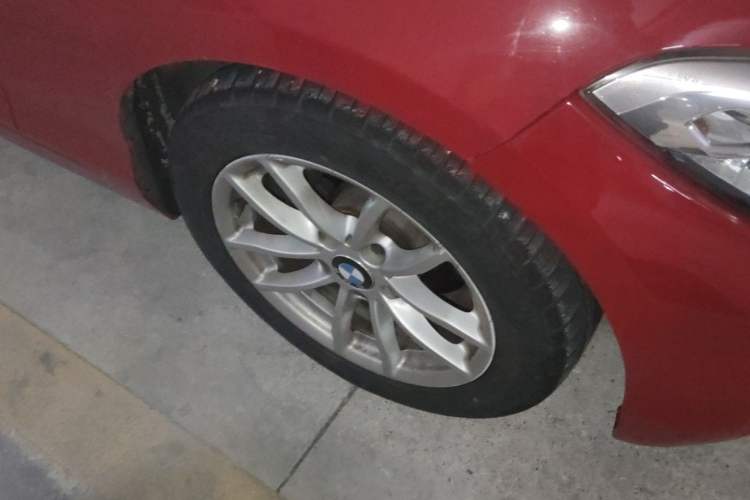Used BMW 1 Series 2015 118i Leading Model Right Front Wheel Hub