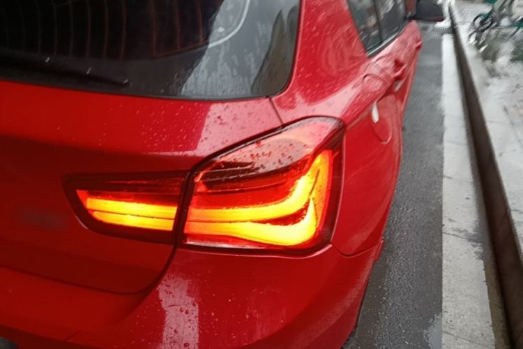 Used BMW 1 Series 2015 118i Urban Design Package Right Rear Taillight