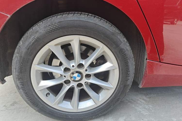Used BMW 1 Series 2015 118i Urban Design Package Right Rear Wheel Hub