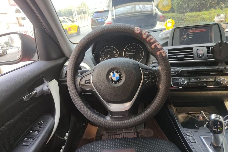 Used BMW 1 Series 2015 118i Urban Design Package Steering Wheel