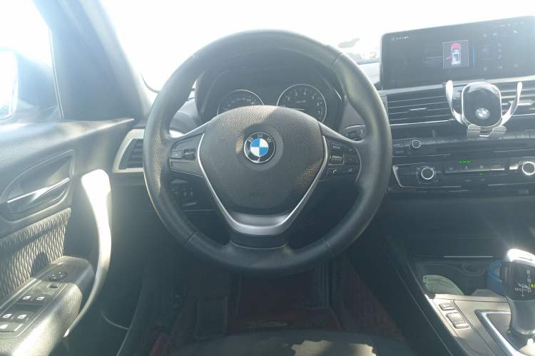 Used BMW 1 Series 2015 118i Leading Model Steering Wheel
