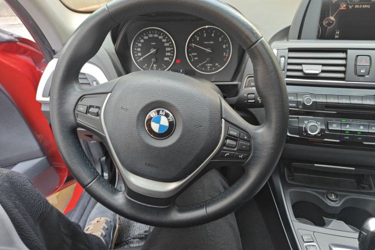 Used BMW 1 Series 2015 118i Leading Model Steering Wheel