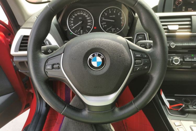 Used BMW 1 Series 2015 118i Leading Model Steering Wheel