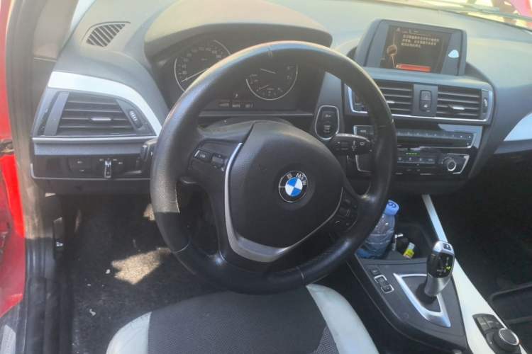 Used BMW 1 Series 2015 118i Leading Model Steering Wheel