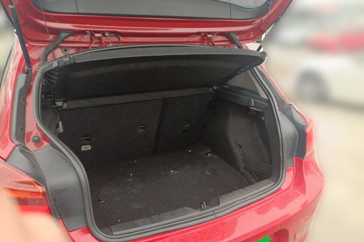 Used BMW 1 Series 2015 118i Leading Model Trunk