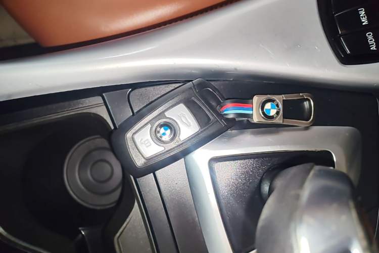 Used BMW 1 Series 2015 118i Leading Model Vehicle Key