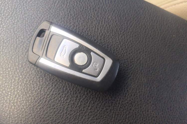 Used BMW 1 Series 2015 118i Leading Model Vehicle Key