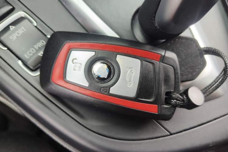 Used BMW 1 Series 2015 120i Sport Design Package Vehicle Key