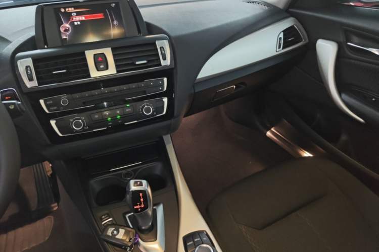 Used BMW 1 Series 2015 118i Leading Model Audio And AC Panel