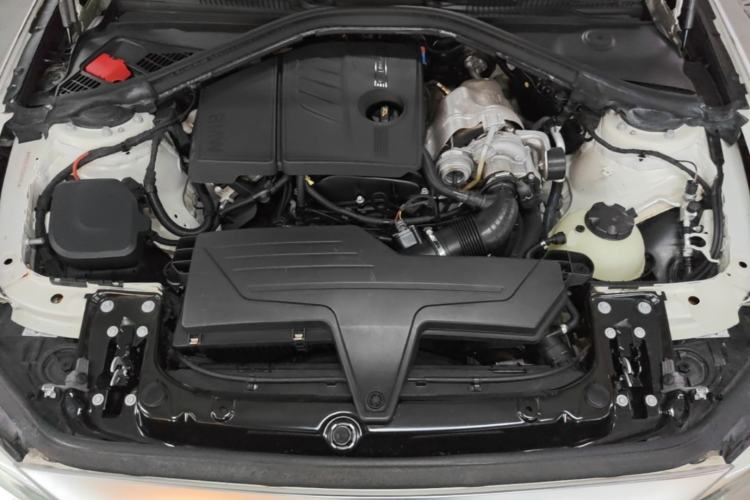 Used BMW 1 Series 2015 118i Leading Model Engine Bay