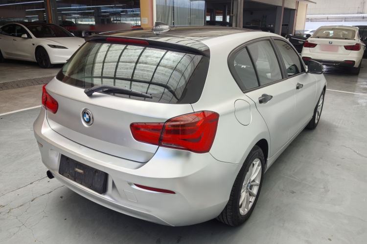 Used BMW 1 Series 2015 118i Leading Model Exterior 5