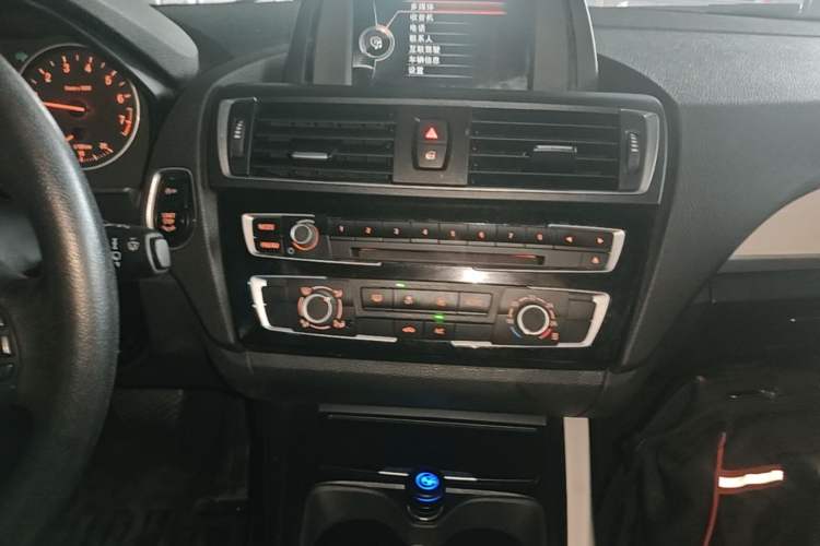 Used BMW 1 Series 2015 118i Urban Design Package Audio And AC Panel