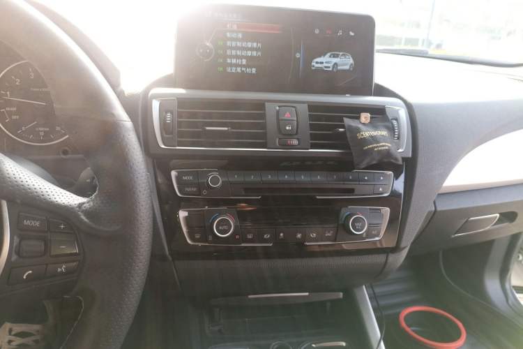 Used BMW 1 Series 2015 120i Leading Model Audio And AC Panel