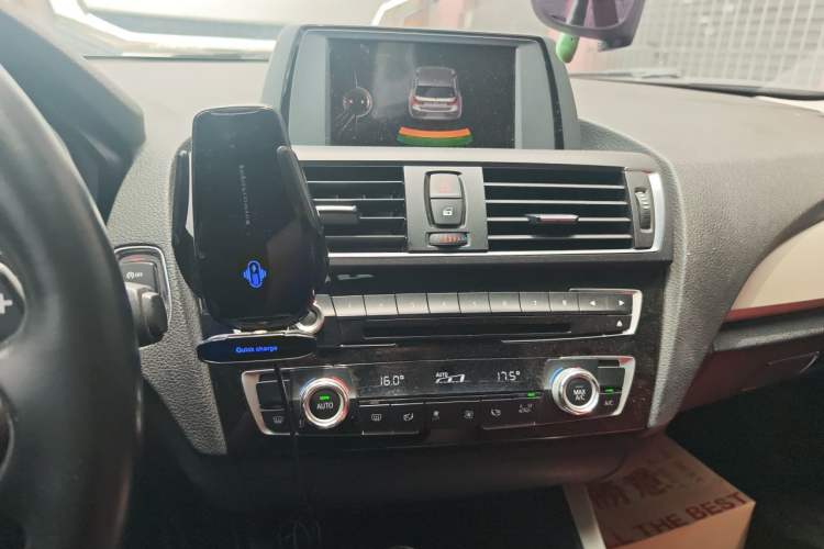 Used BMW 1 Series 2015 120i Leading Model Audio And AC Panel