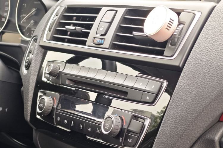 Used BMW 1 Series 2015 120i Sport Design Package Audio And AC Panel