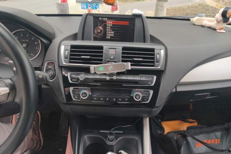 Used BMW 1 Series 2015 120i Leading Model Audio And AC Panel