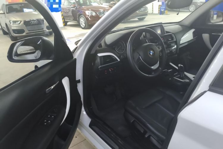 Used BMW 1 Series 2015 118i Urban Design Package Driver Seat