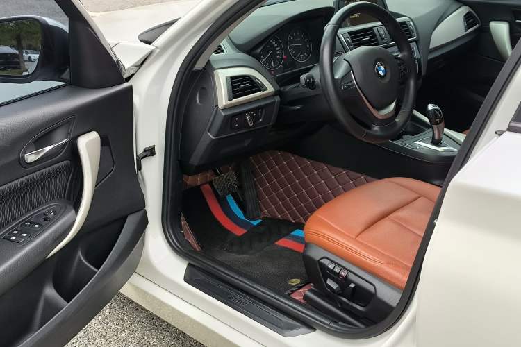 Used BMW 1 Series 2015 120i Leading Model Driver Seat