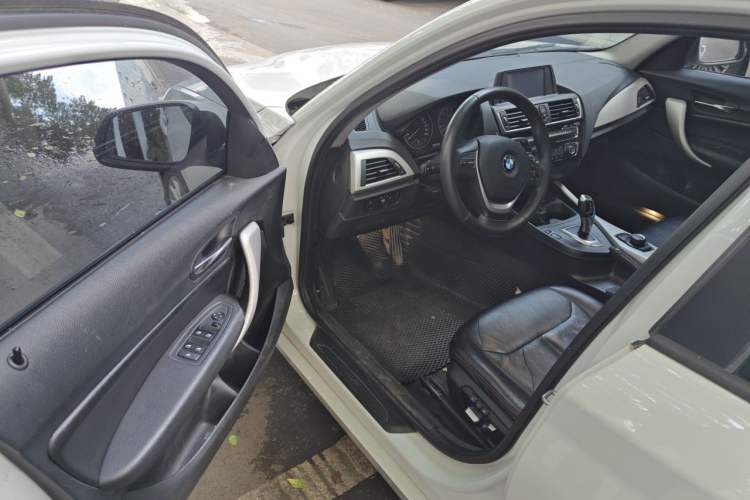 Used BMW 1 Series 2015 120i Leading Model Driver Seat