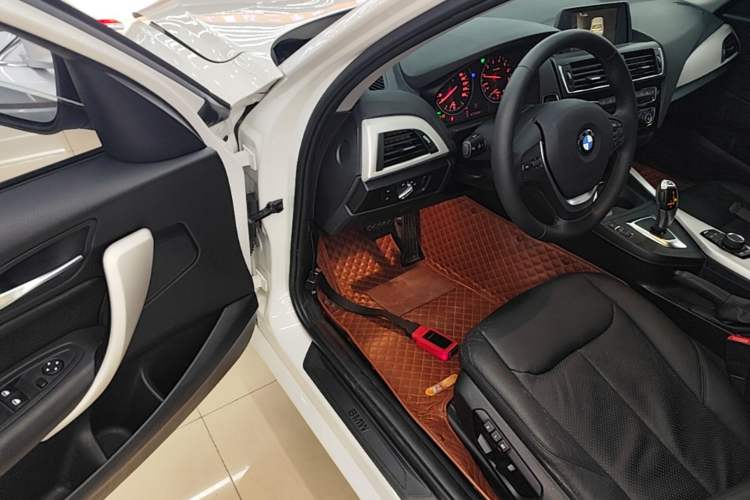 Used BMW 1 Series 2015 120i Leading Model Driver Seat