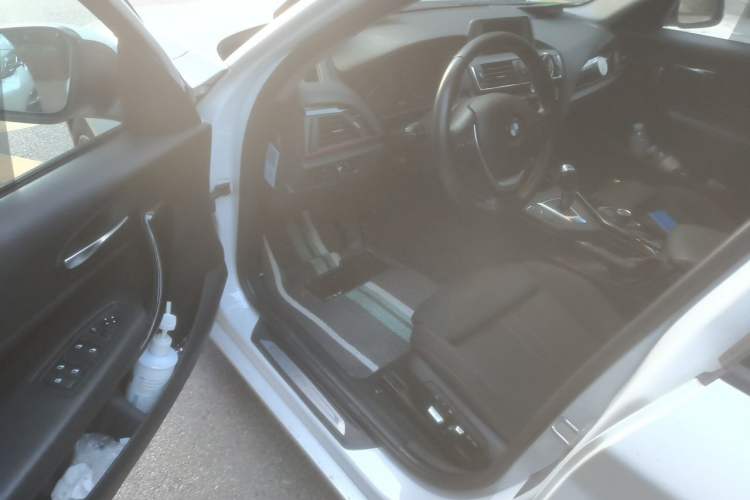 Used BMW 1 Series 2015 120i Sport Design Package Driver Seat